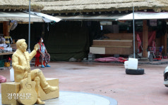 수마에 내쫓긴 소는 돌아왔지만···시름은 아직 마르지 않았다[포토다큐]