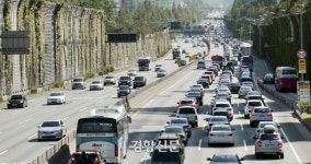 법원, 개천절 서초동~구의동 차량시위 조건부 허용 “차에서 내리면 안 돼”
