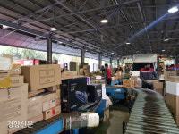 ‘까대기’만 6시간 끝에 첫 배달…남들 퇴근할 때 ‘2차’ 시동[택배기사 동행 취재]