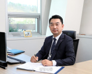 국방기술품질원, ‘올해 자랑스러운 직원’으로 유도무기 전문가 이창우 뽑아