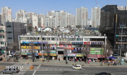 ‘최초 주상복합’ 좌원상가 사라진다.[정동길 옆 사진관]