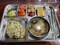 과천중앙고등학교 구내식당 | [단독] 법원 구내식당 '밥 앞의 불평등'