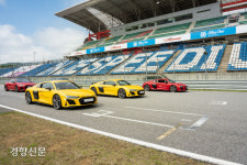 공도를 달리는 F 1 머신 아우디 R8[시승기]