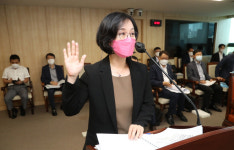 ‘다주택자’ 집중 비판 받은 김현아 “내집 마련 쉬운 시대적 특혜”