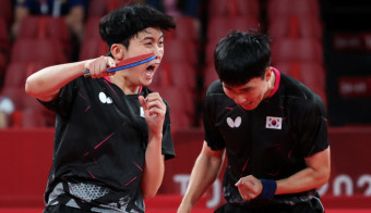 남자 탁구 단체 준결승행…9년 만에 ‘메달 희망’[Tokyo 2020]