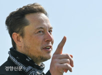 “테슬라 주식 10% 팔까요?” 머스크 질문에 57.9% 찬성···주식 팔면 어떻게 될까