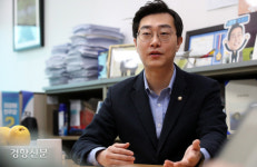장경태 민주당 혁신위원장 “3선 이상 같은 지역 출마 금지해야”[스팟+터뷰]