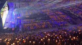 ‘보랏빛’ 구름 관객 “오늘만 기다렸다”