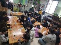 “도서관이 죽었어요. 살려주세요”...화재 전소 청주 소나무작은도서관 한달 넘도록 복구 막막