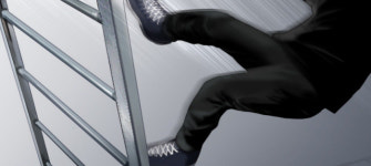 쌍용씨앤이 동해공장서 50대 노동자 추락해 숨져...노동부 중대재해 적용 사업장