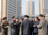 북한, ICBM 추정 탄도미사일 시험 발사…평양 상공에서 폭발