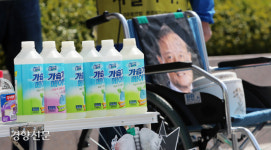 ‘가습기살균제 피해’ 11년 고통의 값이 비싸다는 옥시·애경