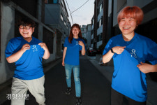 이기는 경험을 쌓다···성소수자 여성들, 체육관 대관 차별 동대문구에 승소하기까지