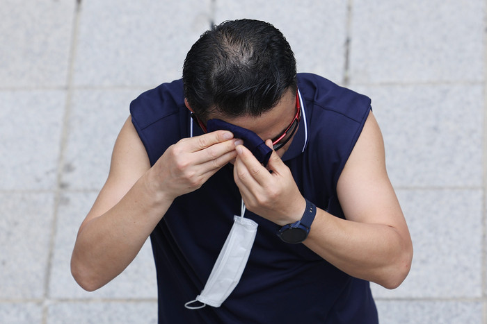이재명 대통령, 폭염 대응 강화…위험사업장 불시 단속·근로감독 확대 등 대책 발표