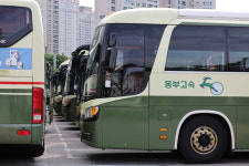 코로나가 울린 여행업 노동자, ‘코로나 풀려서’ 한번 더 운다고?