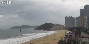 해운대 파고 점점 높아져...태풍 힌남노 상륙 앞두고 부산 초비상
