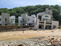 [르포]“너거 집은 어데까지 찼노···허리까지 찼다” ‘칠성천 범람’ 마을이 물에 잠겼다