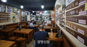 [단독]위생등급 인증 음식점 ‘4%’뿐···이물질 검출 60%는 ‘매우 우수’ 식당···“실효성 의문”