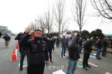 충청권서 400여명 집결해 ‘파업 출정식’[화물연대 파업]
