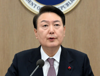 자유민주주의 앞세워 특정집단 배제…한 날개로 나는 윤 대통령