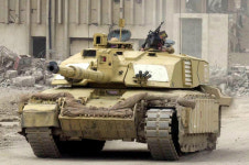 영국 총리 “우크라에 챌린저2 탱크 보낸다”