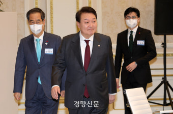 윤 대통령, 한동훈 장관에 외국기업 투자 ‘규제완화’ 주문