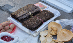 비릿, 매콤, 달달…겨울 한 그릇 뚝딱 비우다[지극히 味적인 시장]