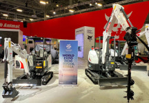 두산밥캣, 엔진 없는 ‘전기 건설장비’…‘콘엑스포 2023’ 참가, 2030 부산엑스포 유치 홍보도[포토뉴스]