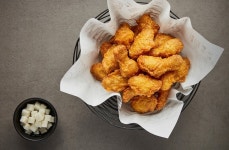 치킨 배달시키면 3만원?···교촌치킨 다음달 최대 3000원 오른다