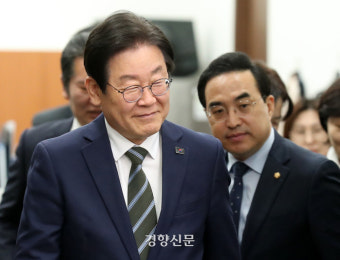 민주당, 미 도청 의혹에 “대통령실 수습 않고 ‘괴담’으로 몰아”