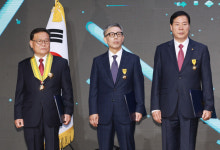 장애인의 날 국민훈장 모란장에 김광환 한국지체장애인협회장