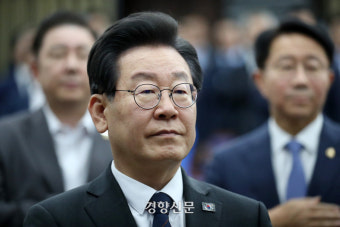 팬덤정치 청산 요구에 “불필요한 내부 갈등”이라는 이재명···“아스팔트 우파 기댄 황교안 같아” 비판도