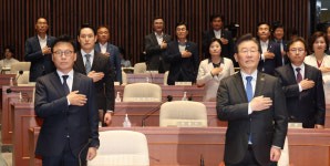 상임위원장이 뭐길래···이 와중에 민주당 몫 6명 놓고 티격태격[여의도 앨리스]