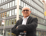 ‘닥터 둠’ 누리엘 루비니 “추악한 미래로 인류 파멸되지 않으려면…”[인터뷰 전문]