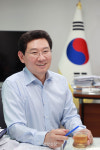 “글로벌 반도체 중심 도시로 도약”… 이상일, ‘용인 L자형 반도체벨트’ 구축 추진