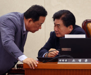 야당, 농해수위에서 ‘일본 오염수 방류 철회 결의안’ 단독 처리