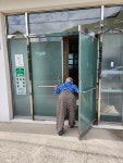 폭염에도 텅 빈 무더위쉼터…“에어컨 틀 줄 몰라”, “회원만 가는 거 아냐?”[기후적응③]