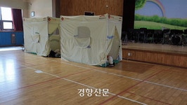 주민들 “수문만 열었어도 붕괴 막았을 텐데…1년 농사 망해 생계 막막”