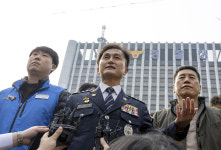 ‘총경회의’ 주도 류삼영 총경, 경정급 경남청 112상황팀장 전보···“망신주기”