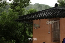 세상을 바꾸겠다며 ‘나’를 괴롭히지는 말자…우리는 강철이 아니니까