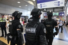 대구 야구장 ‘흉기 난동’ 예고글 외국IP서 작성…경찰, “다중밀집장소 순찰 강화”