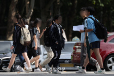 강사가 말했다 “늦어도 중2까지 고교수학 마스터”···학원에서 무장한 영재들[사교육 부채질하는 영재학교]