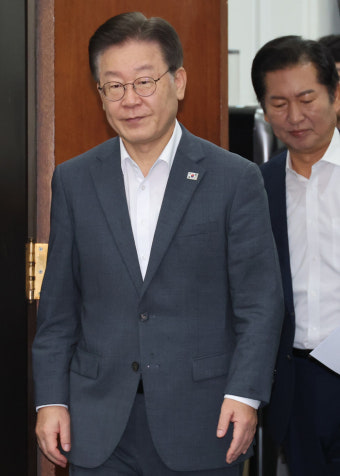 검찰, 이재명 대표 ‘제3자 뇌물’ 소환통보… 쌍방울 대북 송금 관련