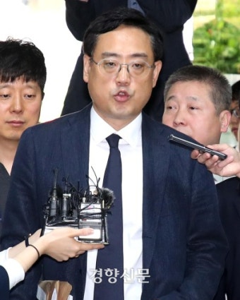 ‘윤석열 퇴진 집회’ 변희재, 기부금품법 위반 검찰 송치···유튜브 후원금 사전신고 안해