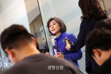 김행 “남편 주식 안 팔려 시누이에 양도”…정책 질의는 “나중에”