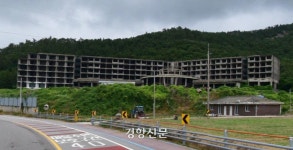 부도·소송 때문에···공사중단 건축물 ‘흉물’ 방치