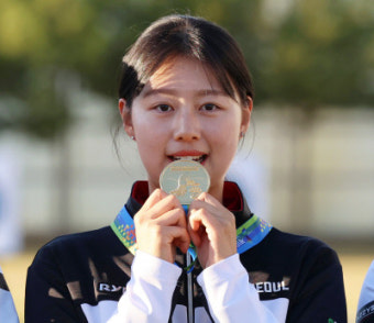 항저우 3관왕 임시현, 또 안산 꺾고 전국체전 ‘금’