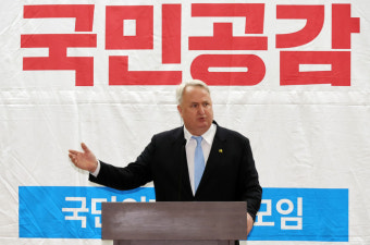 국민의힘 혁신위원장에 인요한 교수···김기현 “혁신위에 전권 부여”