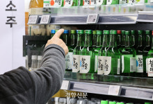 출고가는 100원도 안 오른 소주, 식당은 왜 1000원씩 올리려 할까