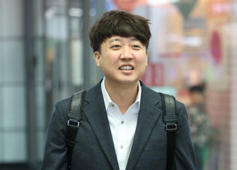 이준석 “한동훈은 긁지 않은 복권, 나와 재밌는 관계 형성할 수 있다”